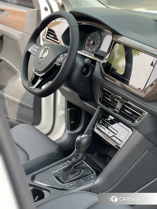 Volkswagen Tuyue 2020 Белый из Китая, фото 2