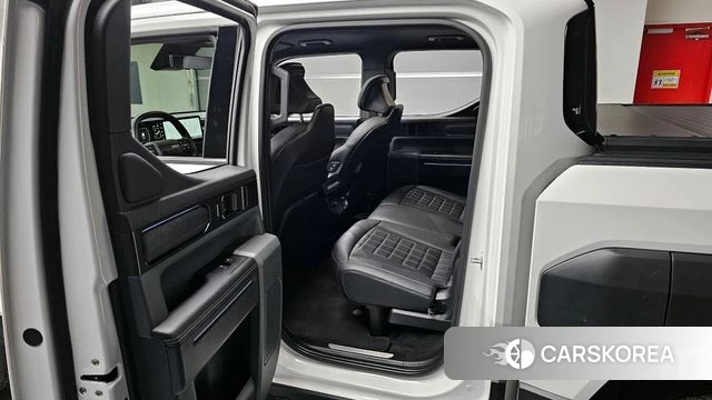 Kia Tasman 2025 Белый из Кореи, фото 2