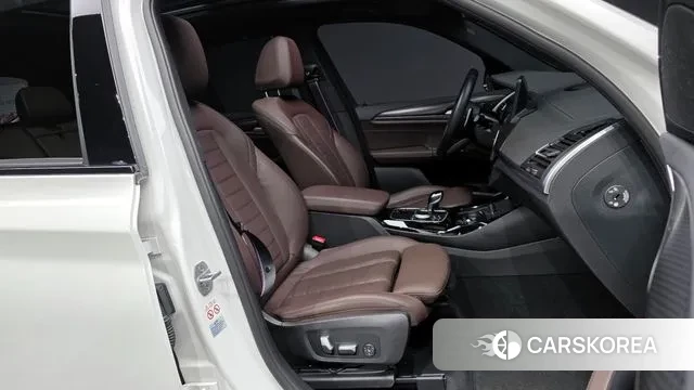 BMW X3 (G01) 2023 Белый из Кореи, фото 2