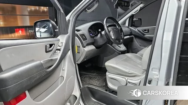 Hyundai The New Grand Starex 2018 Серебряный из Кореи, фото 2