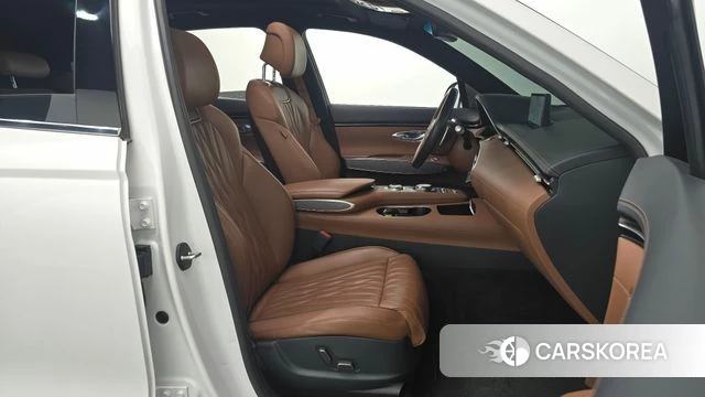 Genesis GV70 2021 Белый из Кореи, фото 2