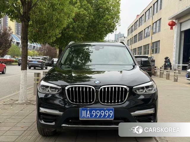 BMW X3 2021 Черный из Китая, фото 2