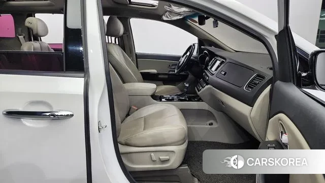 Kia The New Carnival 2018 Белый из Кореи, фото 2