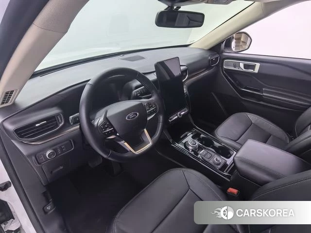 Ford Explorer 2021 Белый из Китая, фото 2