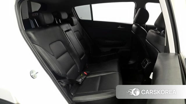 Kia Sportage 4th Generation 2018 Белый из Кореи, фото 2