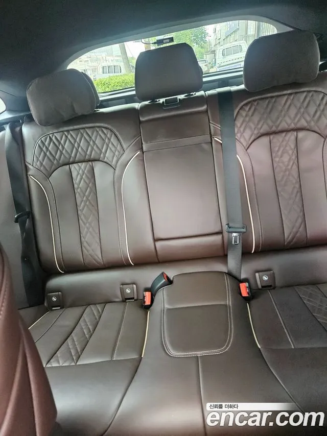 BMW 6 Series GT (G32) 2022 Черный из Кореи, фото 2