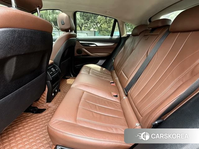 BMW X6 2018 Черный из Китая, фото 2