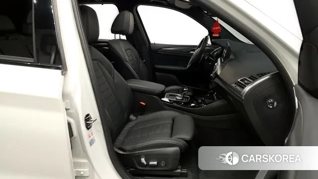 BMW X3 (G01) 2023 Белый из Кореи, фото 2