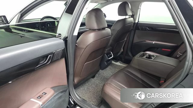 Hyundai Grandeur Hybrid (GN7) 2023 Черный из Кореи, фото 2