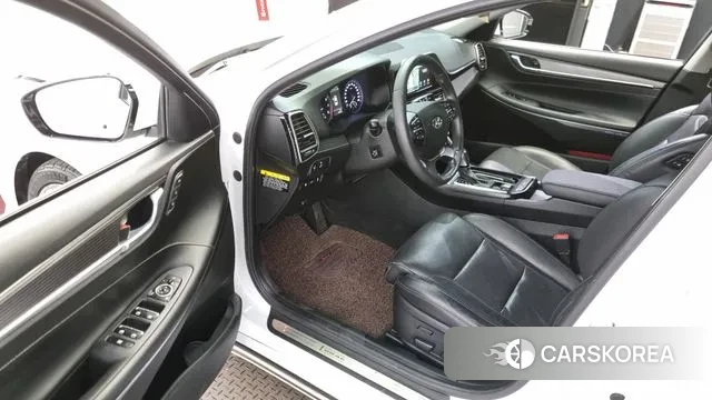 Hyundai Grandeur IG 2018 Белый из Кореи, фото 2