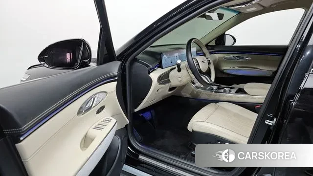 Genesis GV70 2025 Черный из Кореи, фото 2