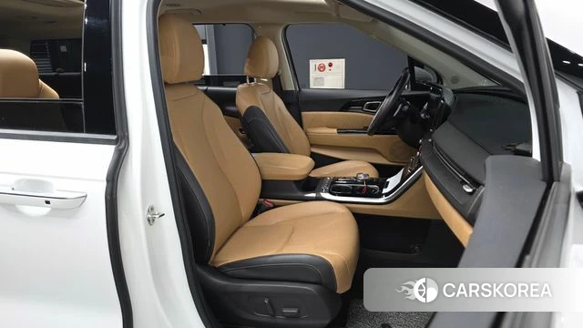 Kia Carnival 4th generation 2022 Белый из Кореи, фото 2