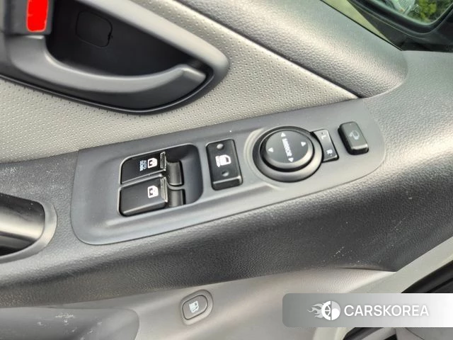 Hyundai The New Grand Starex 2019 Белый из Кореи, фото 2
