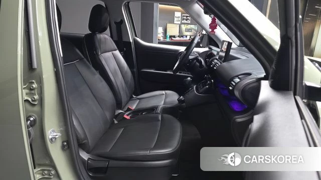 Hyundai Casper 2023 Темно-зеленый из Кореи, фото 2
