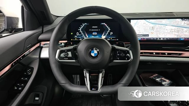 BMW 5 Series (G60) 2025 Серый из Кореи, фото 2