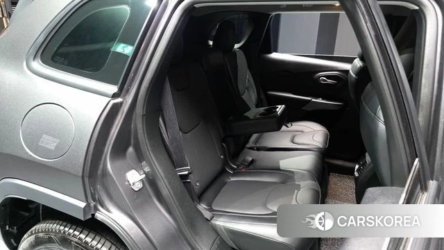 Jeep Cherokee (KL) 2022 Серый из Кореи, фото 2