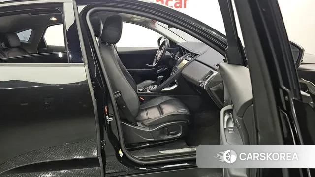 Jaguar E-PACE 2018 Черный из Кореи, фото 2