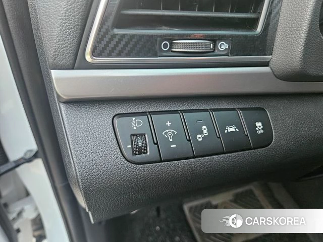 Hyundai Avante AD 2018 Белый из Кореи, фото 2