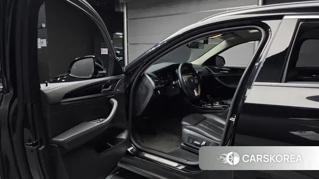 BMW X4 (G02) 2020 Черный из Кореи, фото 2