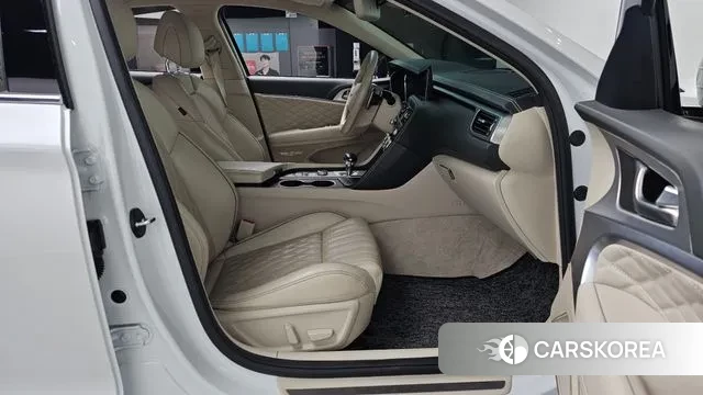 Genesis The New G70 2021 Белый из Кореи, фото 2