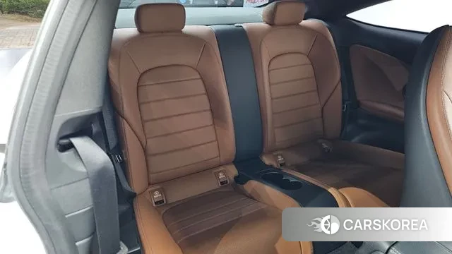 Mercedes-Benz C-Class W205 2019 Белый из Кореи, фото 2