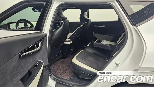 Kia EV6 2022 Белый из Кореи, фото 2