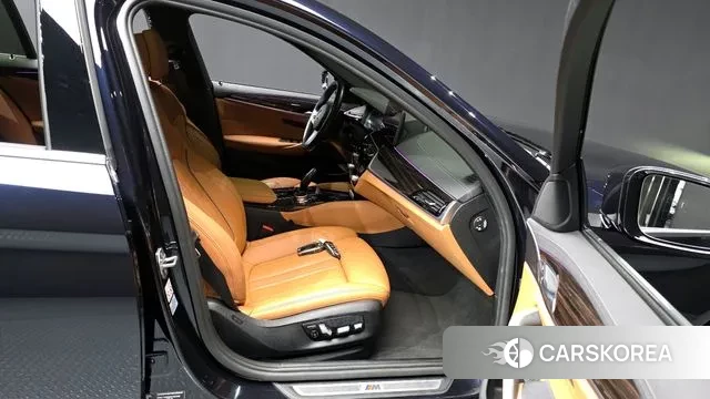 BMW 5 Series (G30) 2021 Черный из Кореи, фото 2