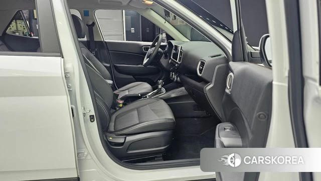 Hyundai Venue 2021 Белый из Кореи, фото 2