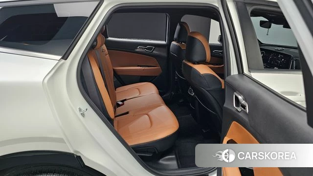 Kia Sportage 5th Generation 2022 Белый из Кореи, фото 2