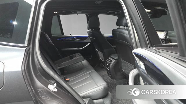 BMW X3 (G01) 2023 Серый из Кореи, фото 2