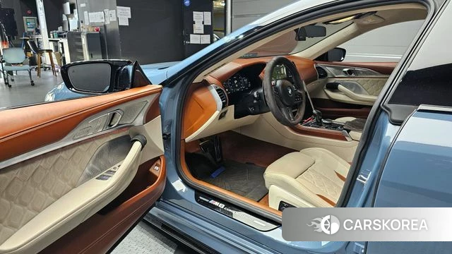 BMW M8 (G15) 2022 Цвет галактики из Кореи, фото 2