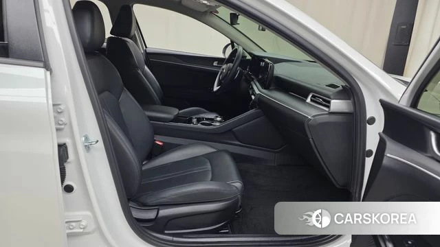 Kia K5 3rd generation 2021 Белый из Кореи, фото 2