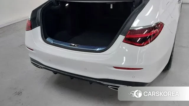 Mercedes-Benz S-Class W223 2024 Белый из Кореи, фото 2