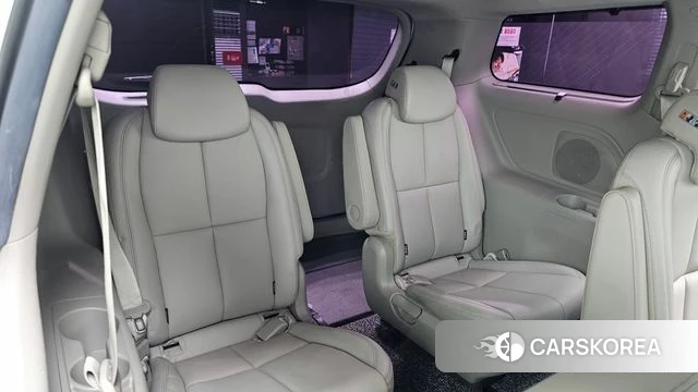Kia The New Carnival 2019 Белый из Кореи, фото 2