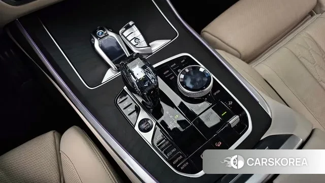 BMW X7 (G07) 2021 Белый из Кореи, фото 2