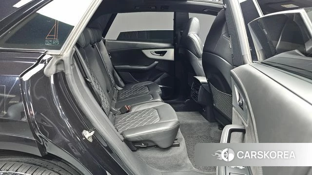 Audi Q8 (4M) 2021 Черный из Кореи, фото 2