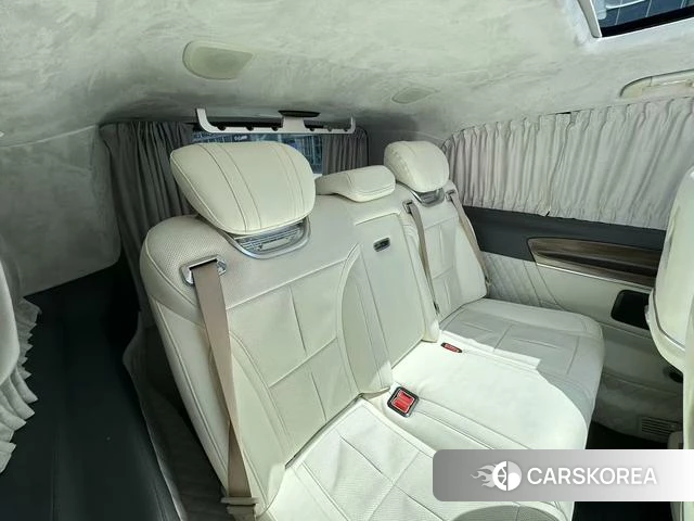 Mercedes-Benz V-class 2022 Черный из Китая, фото 2