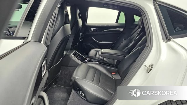 Porsche Panamera (971) 2020 Белый из Кореи, фото 2