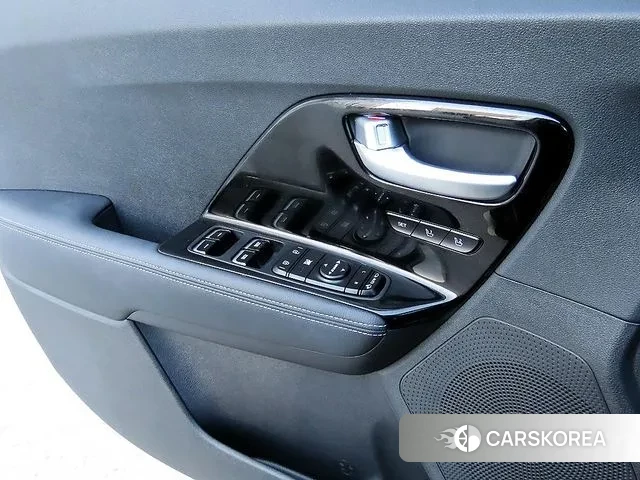 Kia Niro EV 2021 Серебристо-серый из Кореи, фото 2