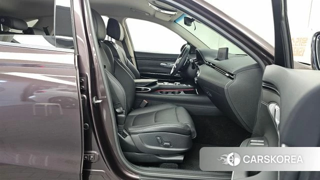 Genesis GV70 2021 Коричневый из Кореи, фото 2
