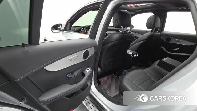 Mercedes-Benz GLC-Class X253 2020 Серебряный из Кореи, фото 2