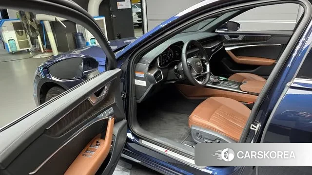 Audi A6 (C8) 2023 Синий из Кореи, фото 2