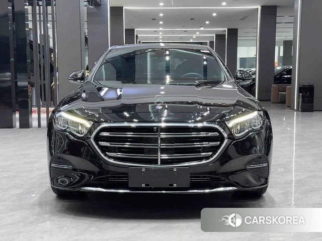 Mercedes-Benz E-class 2024 Черный из Китая, фото 2