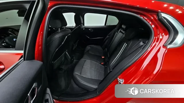 BMW 1 Series (F40) 2020 Красный из Кореи, фото 2