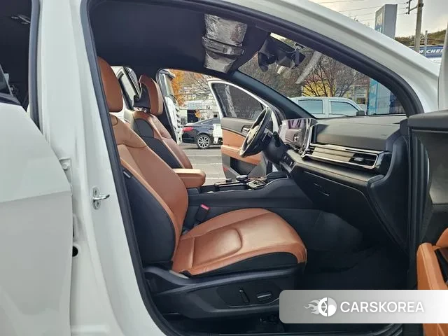 Kia Sportage 5th Generation 2022 Белый из Кореи, фото 2