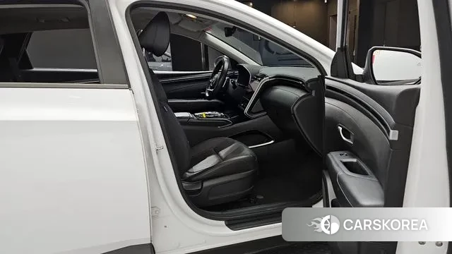 Hyundai Tucson (NX4) 2021 Белый из Кореи, фото 2