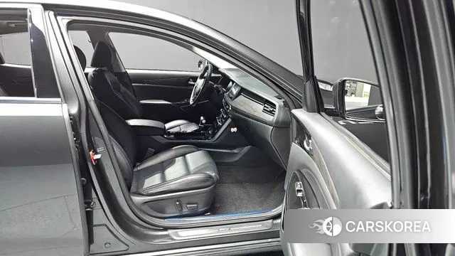 Kia K7 Premier 2021 Серый из Кореи, фото 2