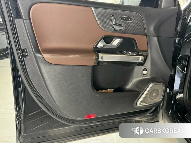 Mercedes-Benz GLB 2023 Черный из Китая, фото 2