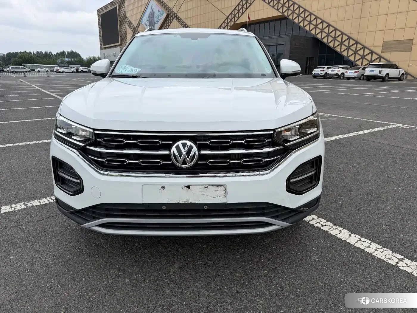 Volkswagen Tayron 2022 Белый из Китая, фото 2