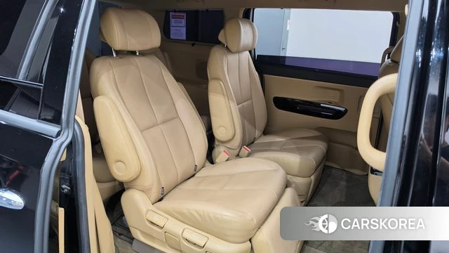 Kia The New Carnival 2018 Черный из Кореи, фото 2